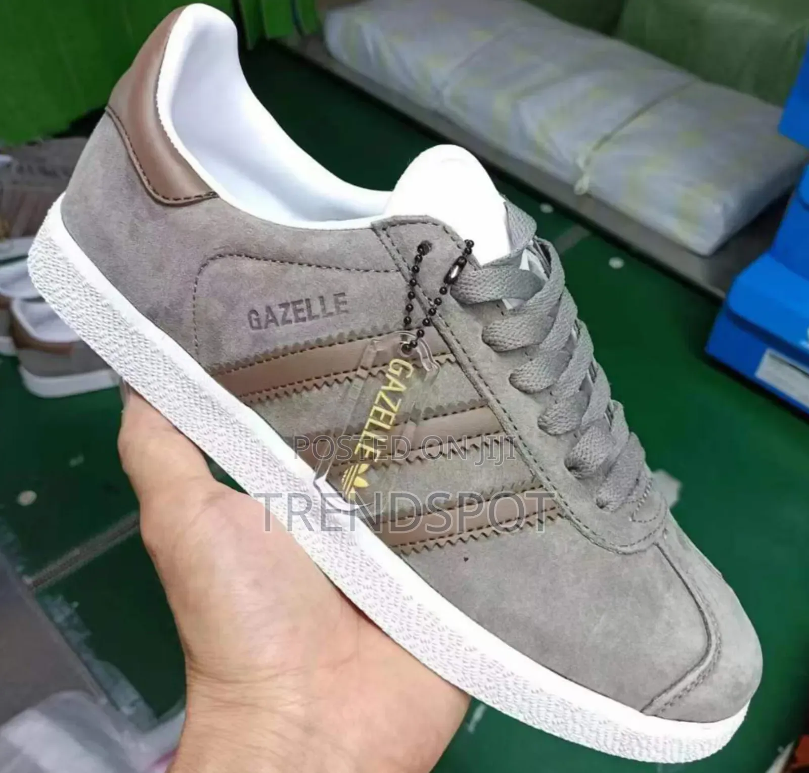 Offfer Offer ! 
Gazeele 1st Leather 
