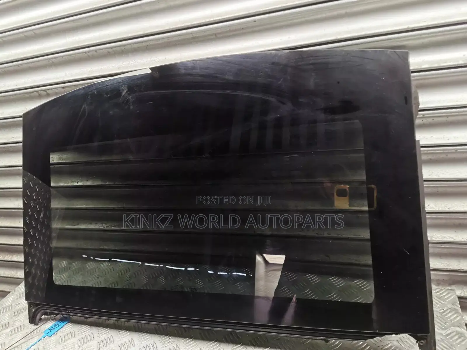 Land Rover Freelander 2 Panoramic Sun Roof Rear Glass 2011-1