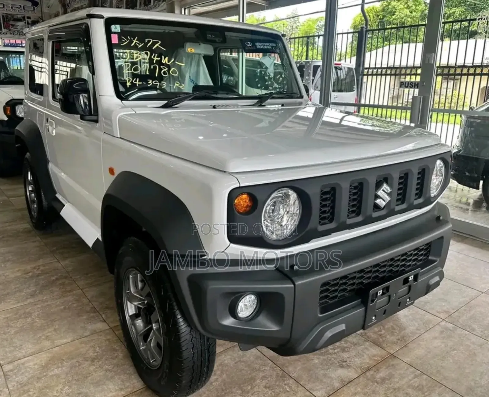 Suzuki Jimny 2019 White