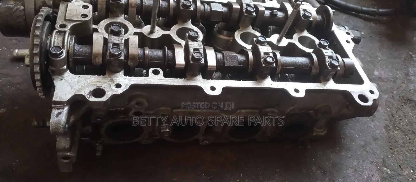 Toyota Towanace Cylinder Head