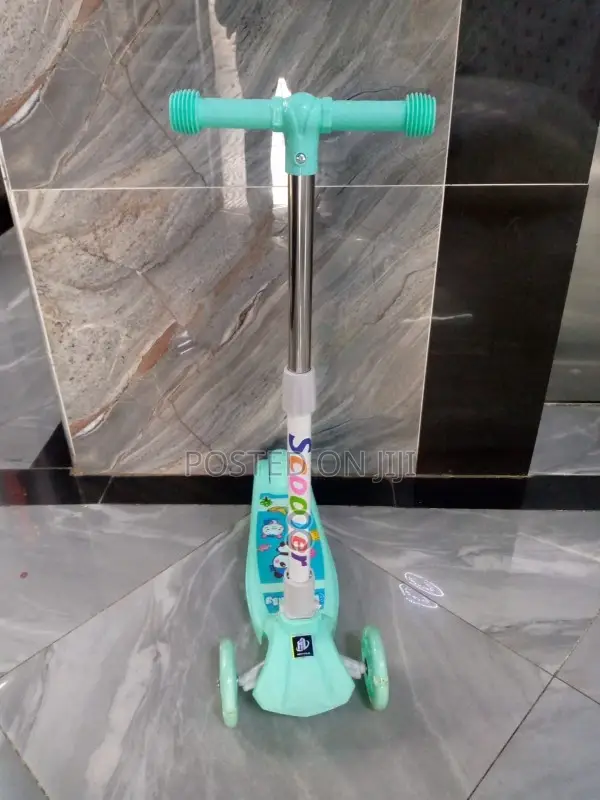 3 Wheel Scooter