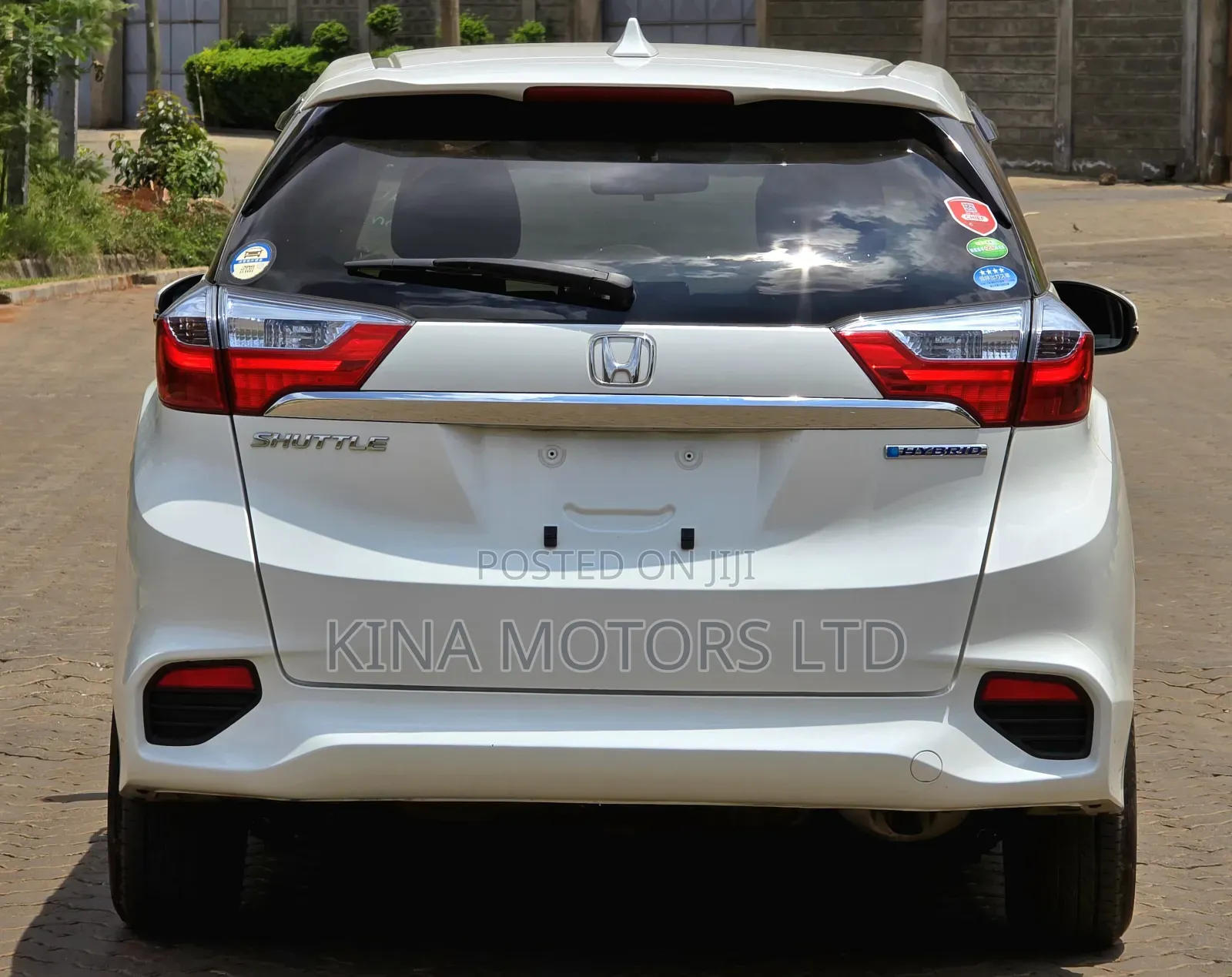 Honda Shuttle 1.5 Hybrid 2WD 2017 Pearl
