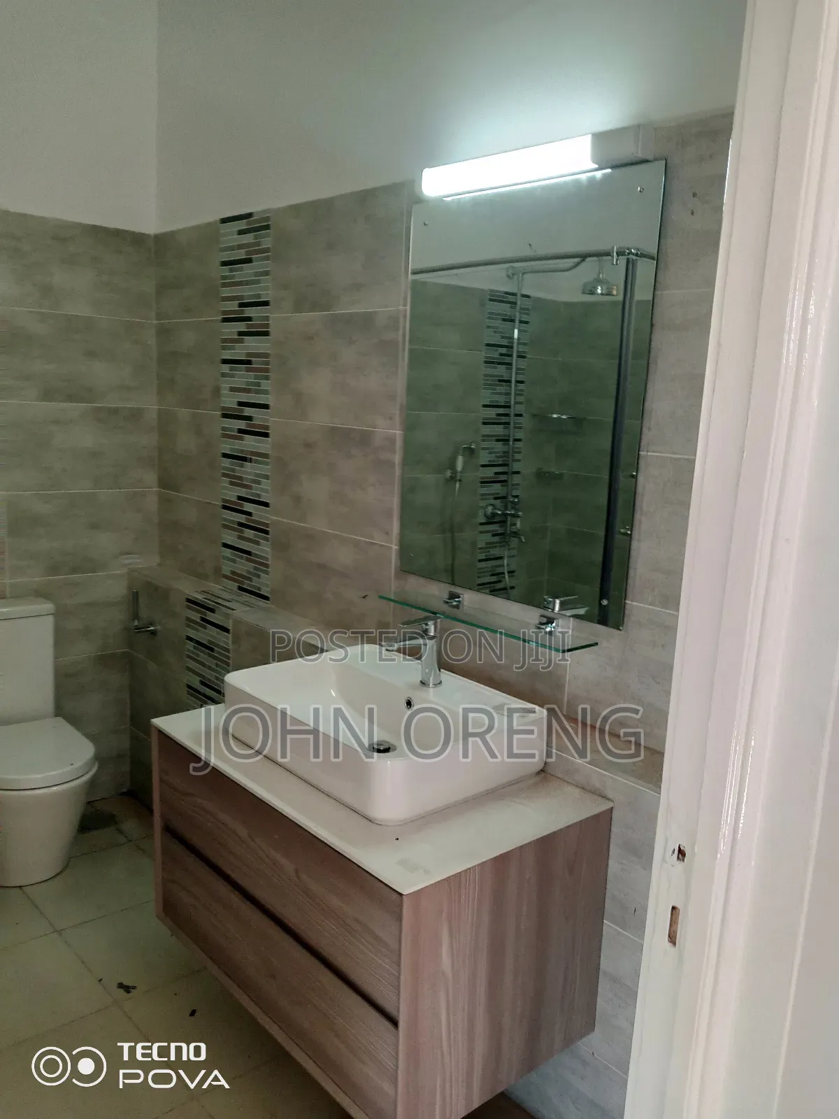 Bathroom Wall Mirrors