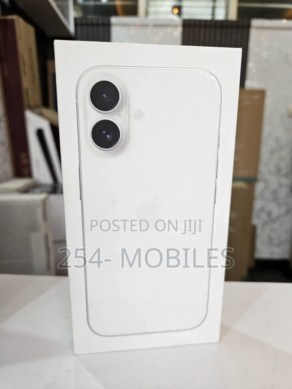 New Apple iPhone 16 256 GB White
