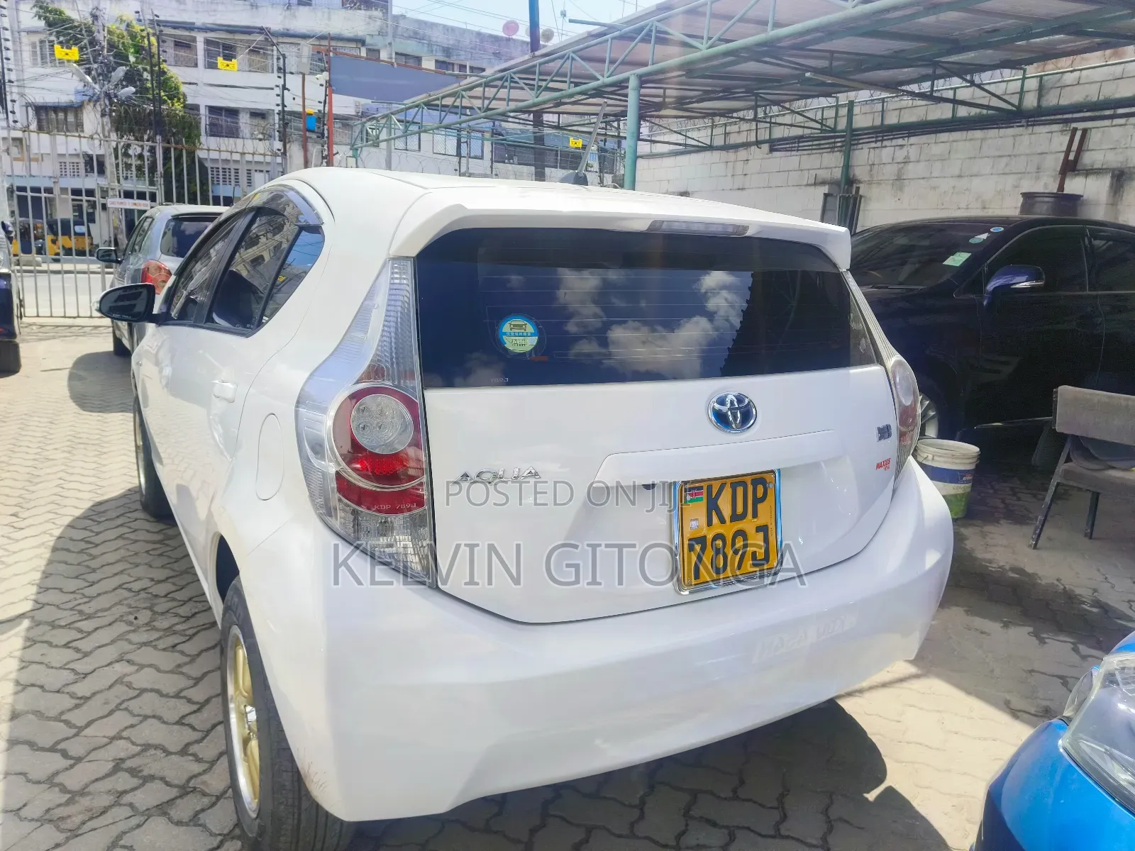 Toyota Aqua 2017 White