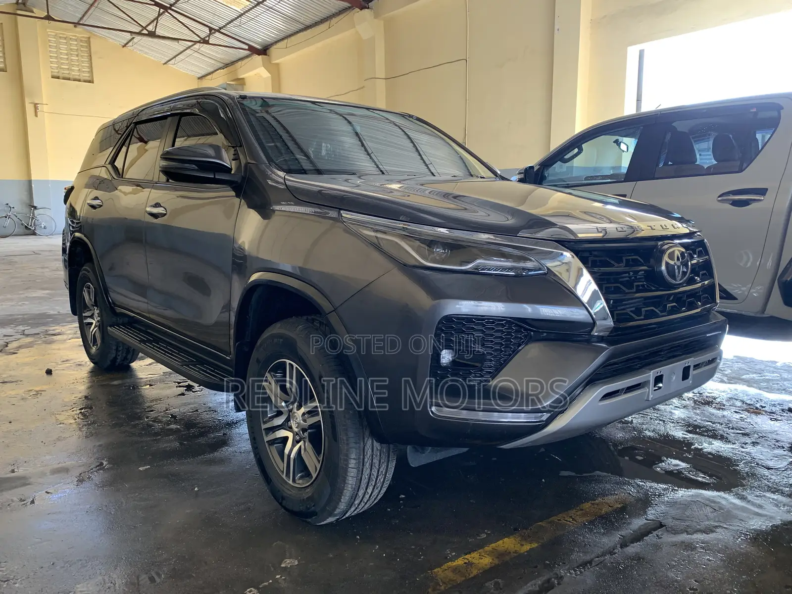 Toyota Fortuner 2.8 D AWD 2018 Gray