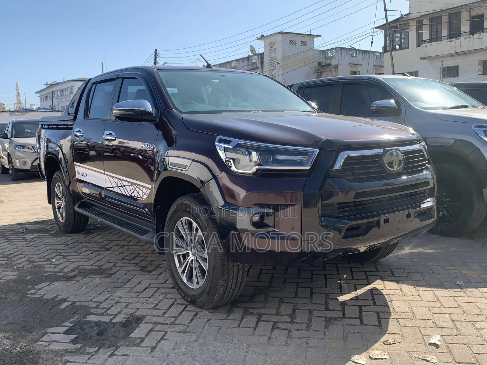 Toyota Hilux 2017 Burgundy