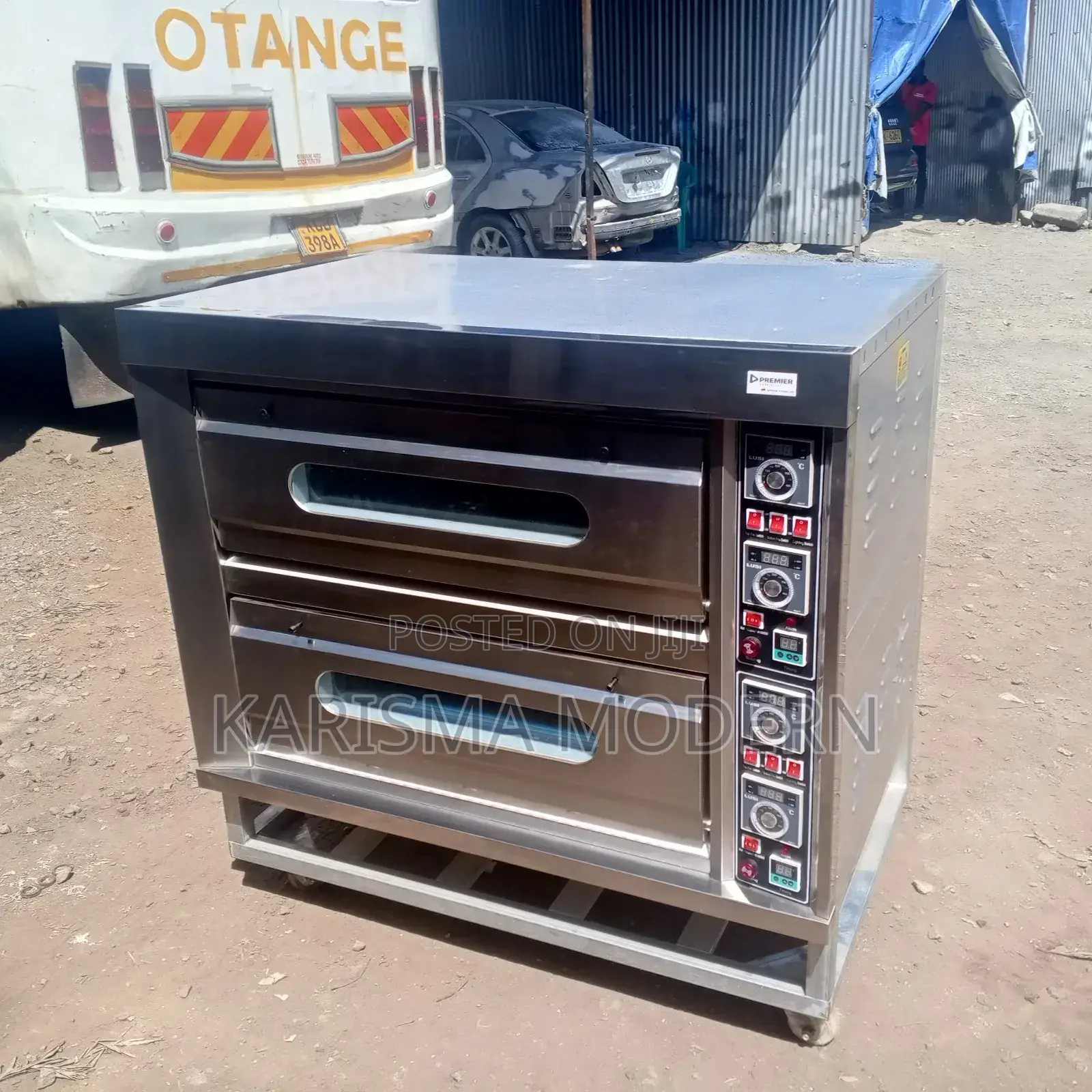 Easy to Maintain Two Deck Oven