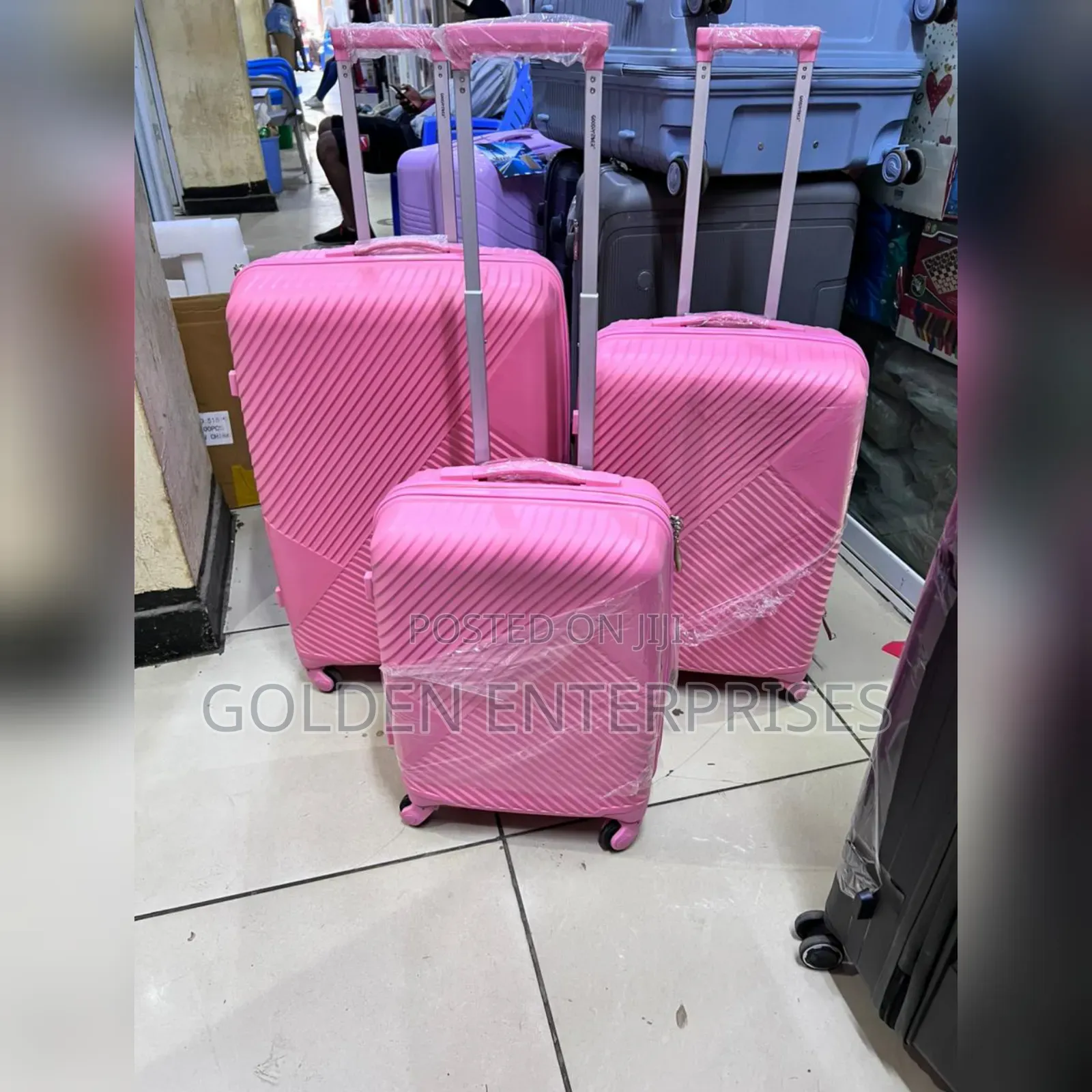 Pink Size 3 Unbreakable Rubber Suitcase 3in1