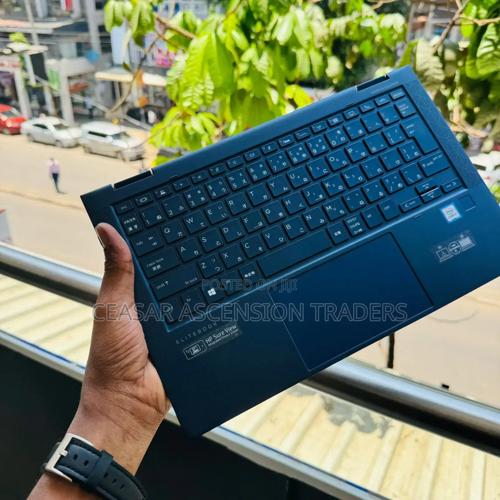 Laptop HP Dragonfly G1 8GB Intel Core I5 SSD 256GB