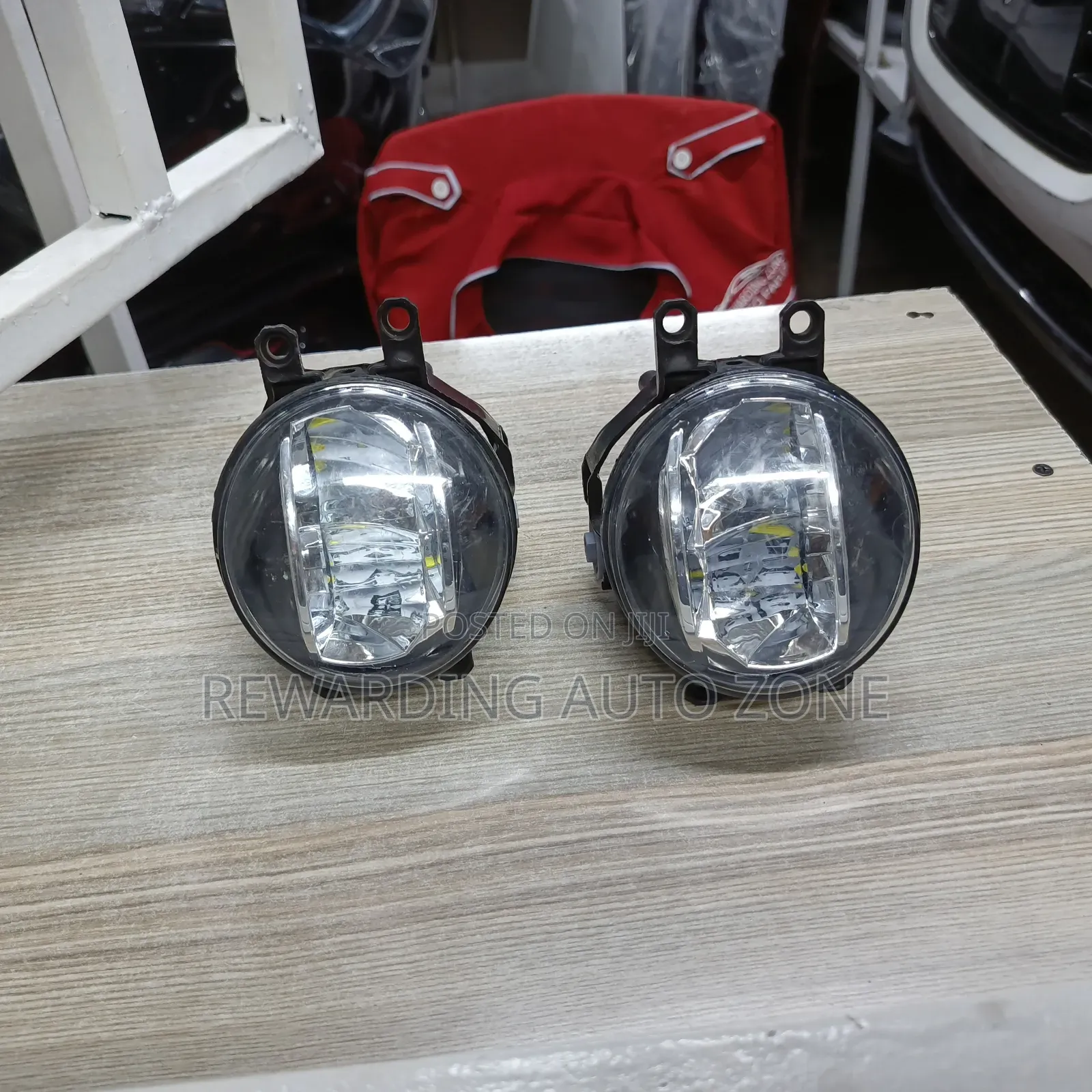 Harrier New Model Fog Lights.
