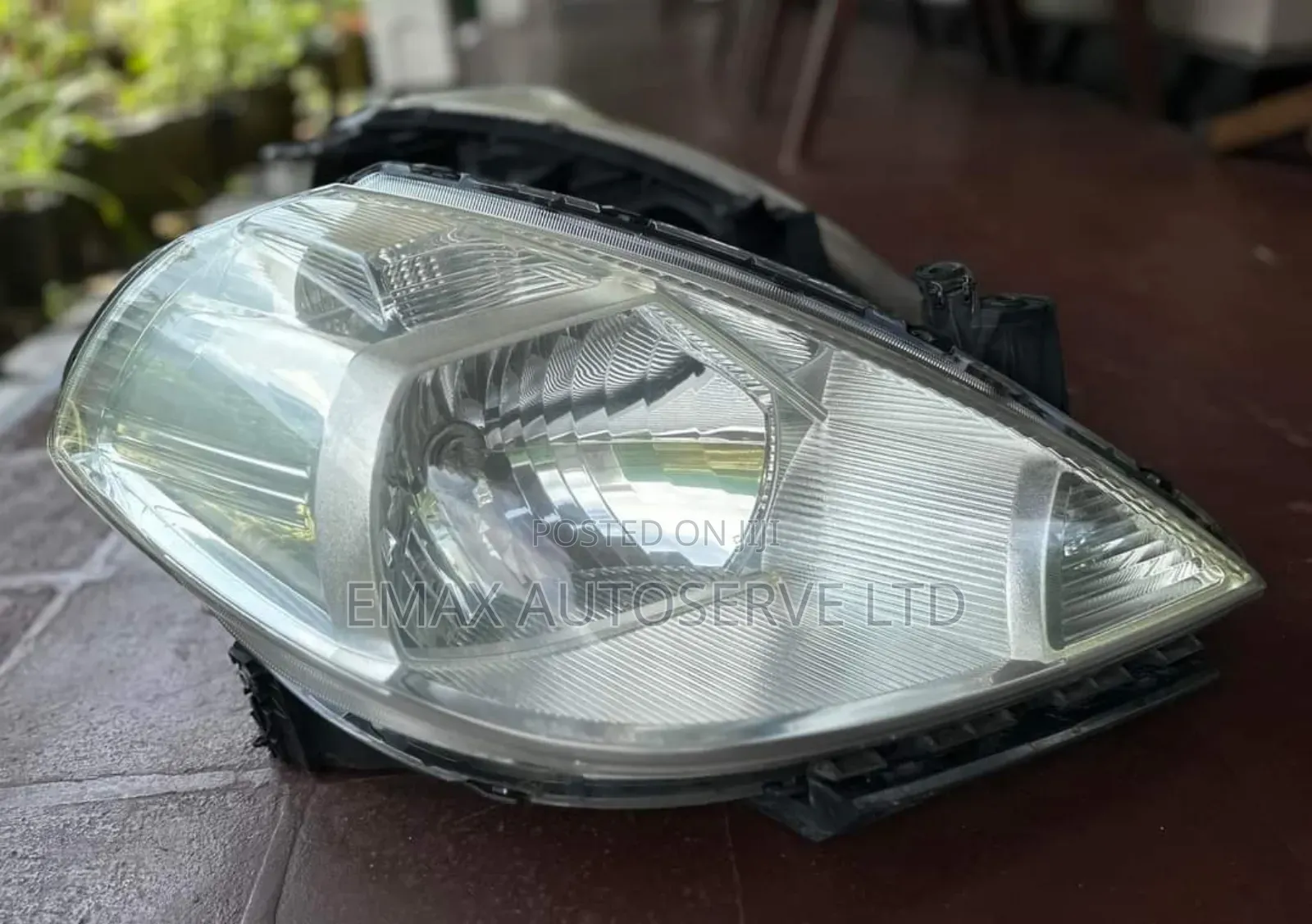 Headlight Nissan Tiida Non Xenon