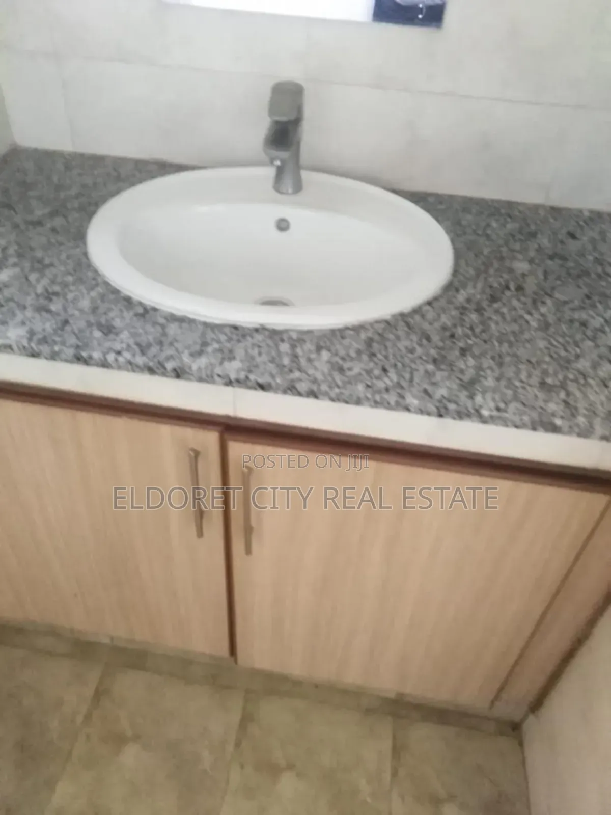 3bdrm Apartment in Rupa Villa, Soy for sale