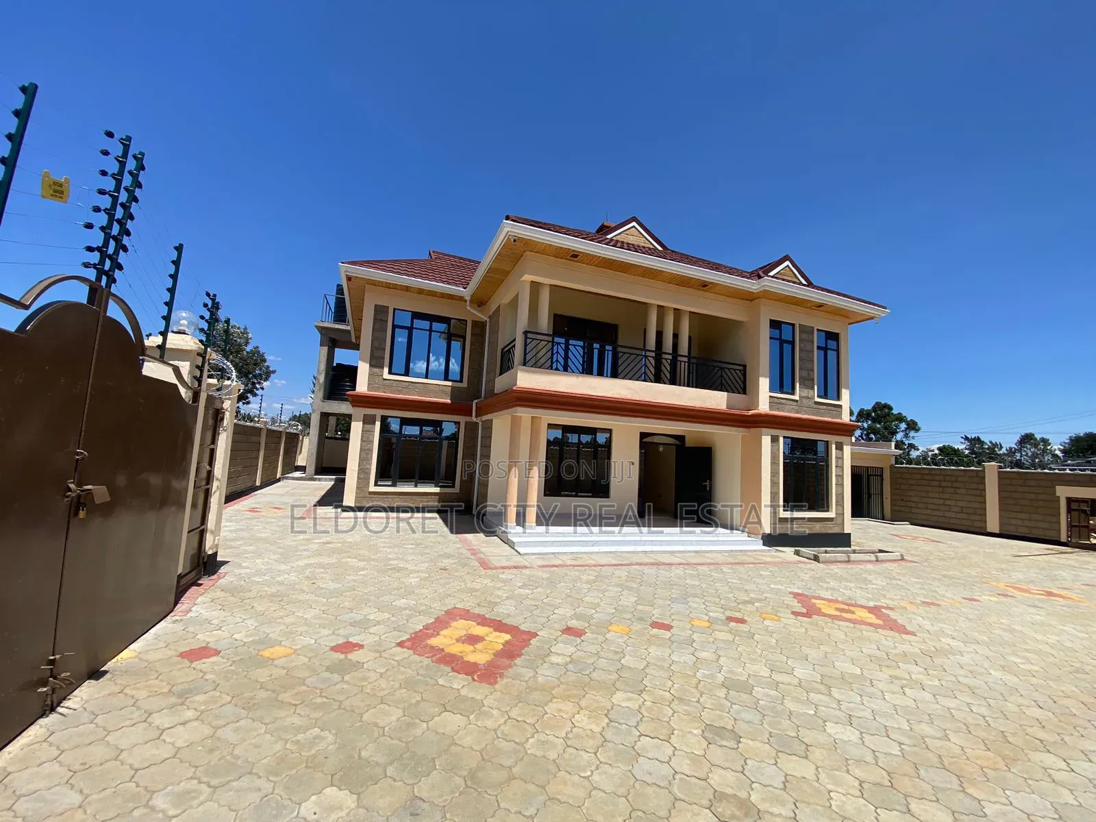 5bdrm Maisonette in Elgonview, Soy for sale