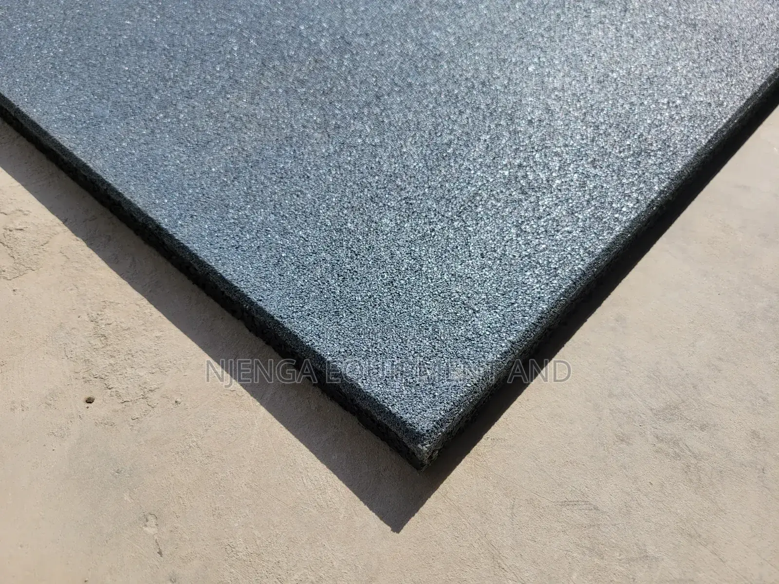 Grey 20mm Rubber Gym Tiles