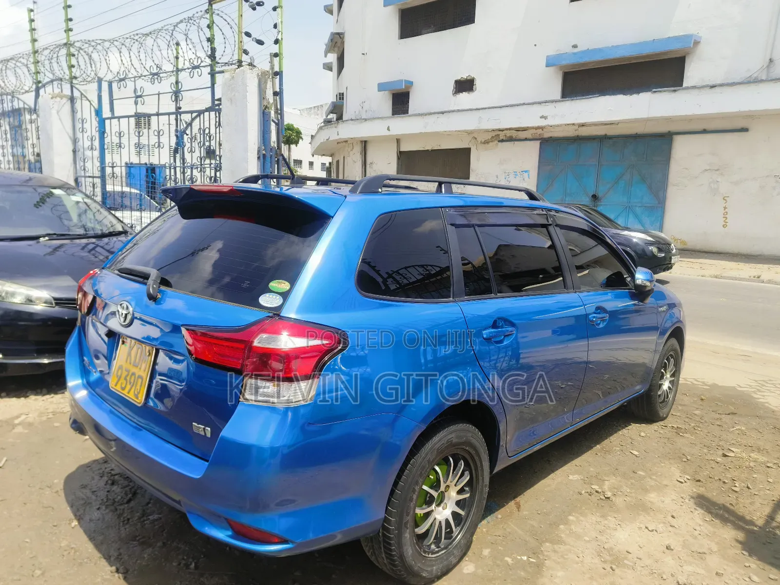 Toyota Corolla Fielder 2017 Blue