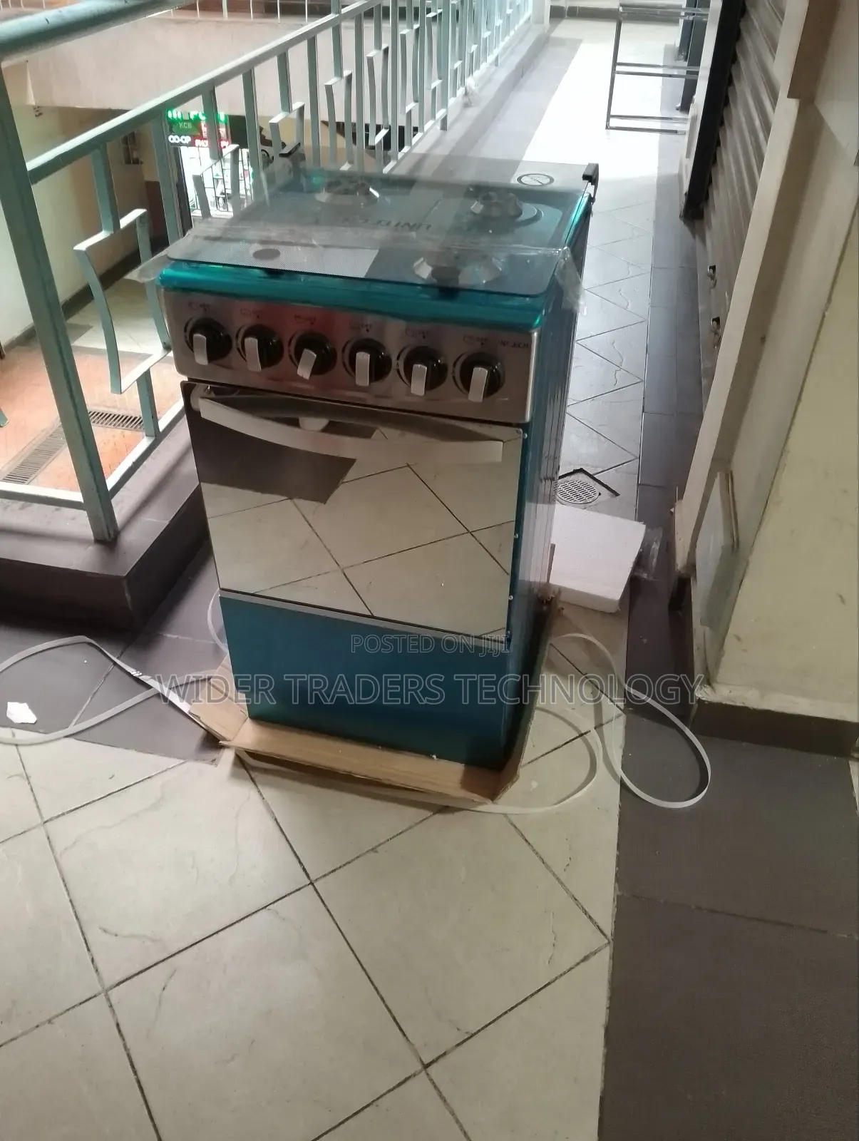 Unitech 4 Burner Automatic Ignition Gas Cooker
