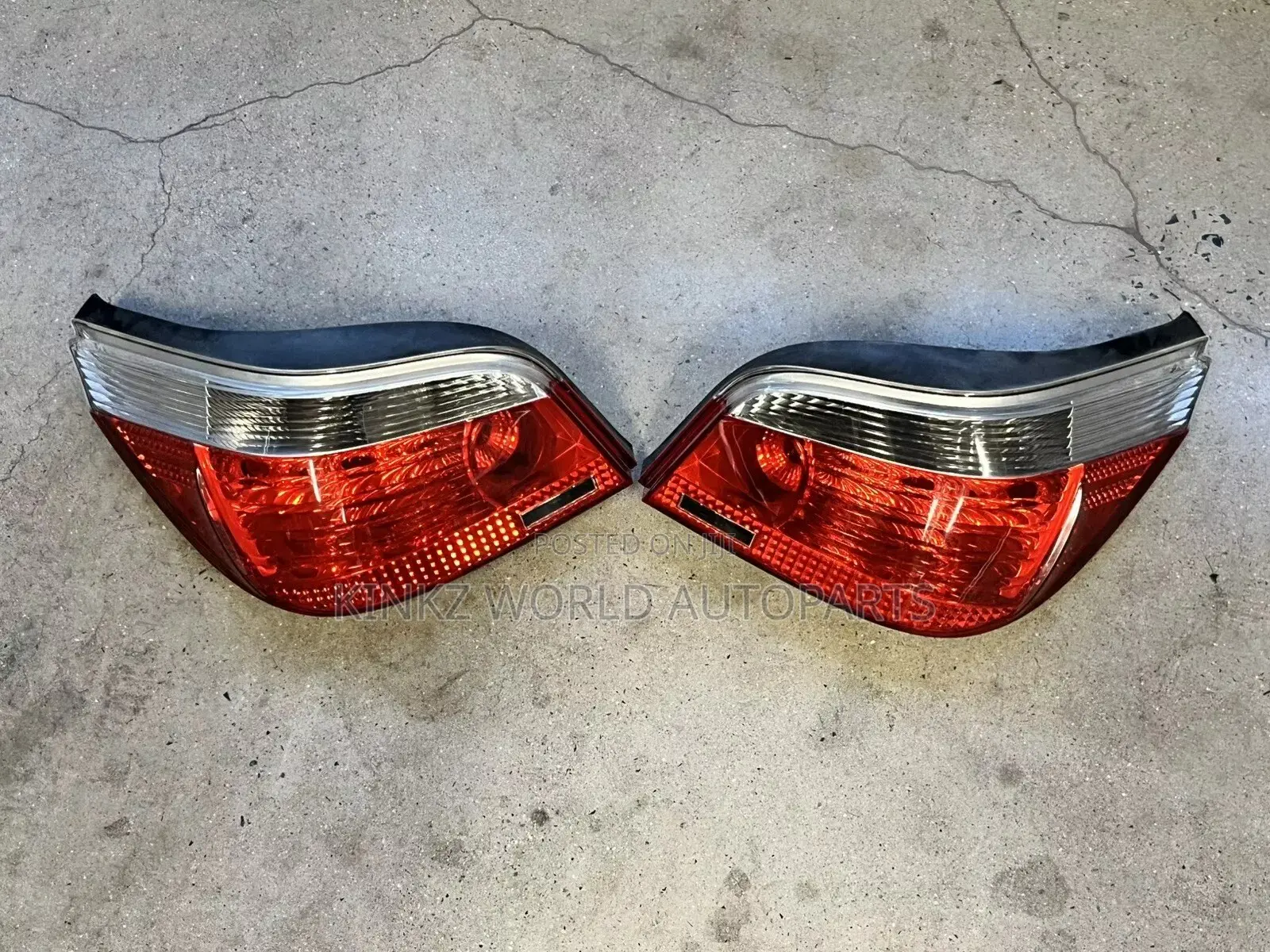 Genuine BMW E60 5-Series Rear Tail Light Set Oem 204-2010