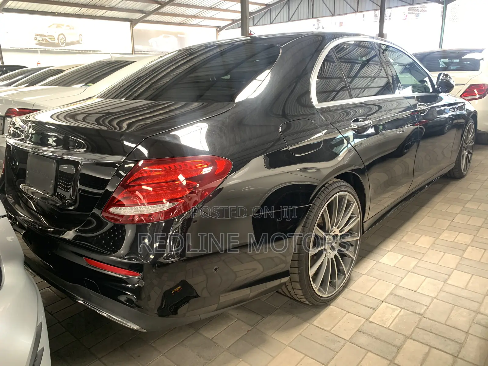 Mercedes-Benz E220 2017 Black