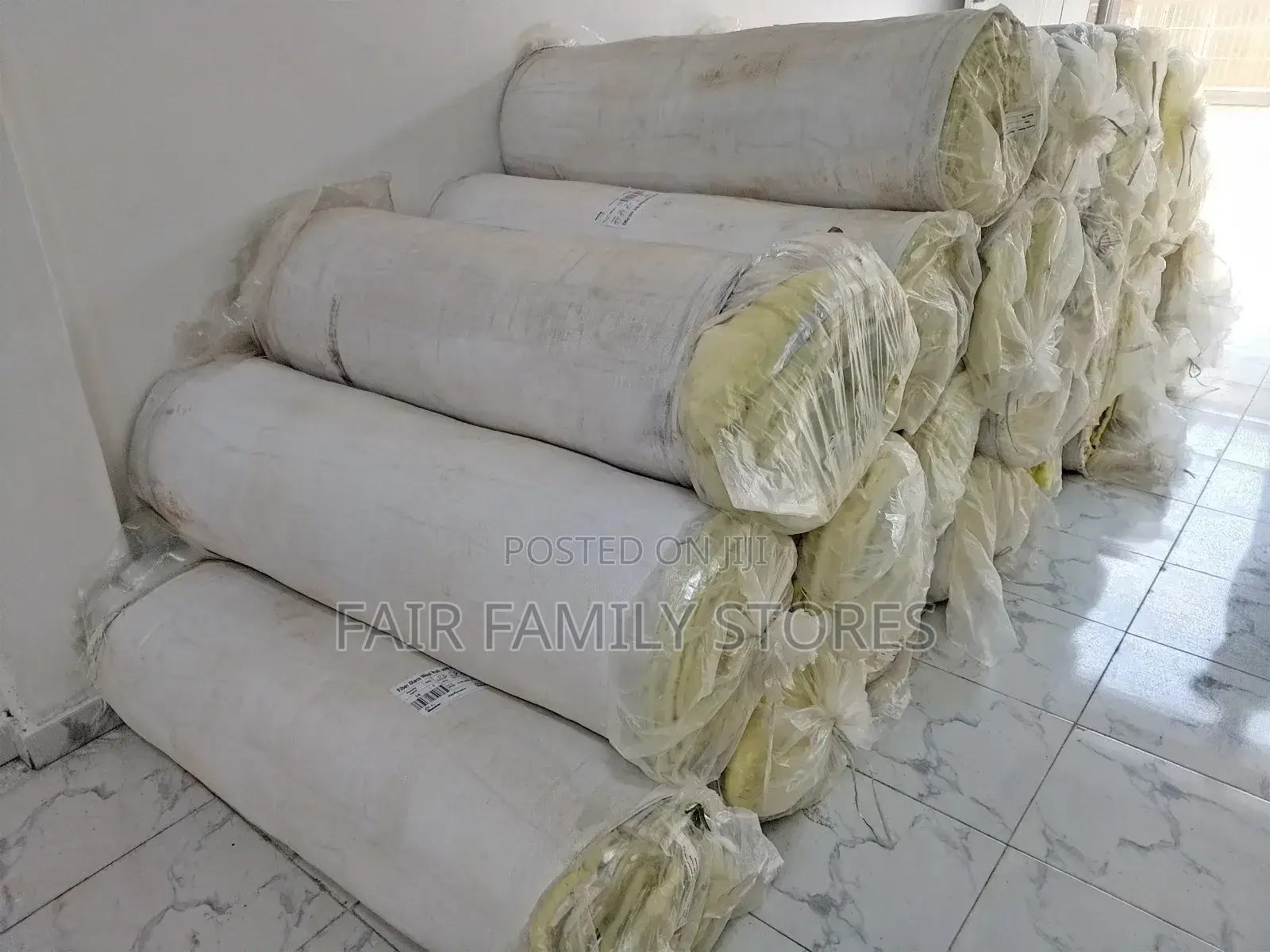 Wool Glass Fiber. Density 24kg/M3