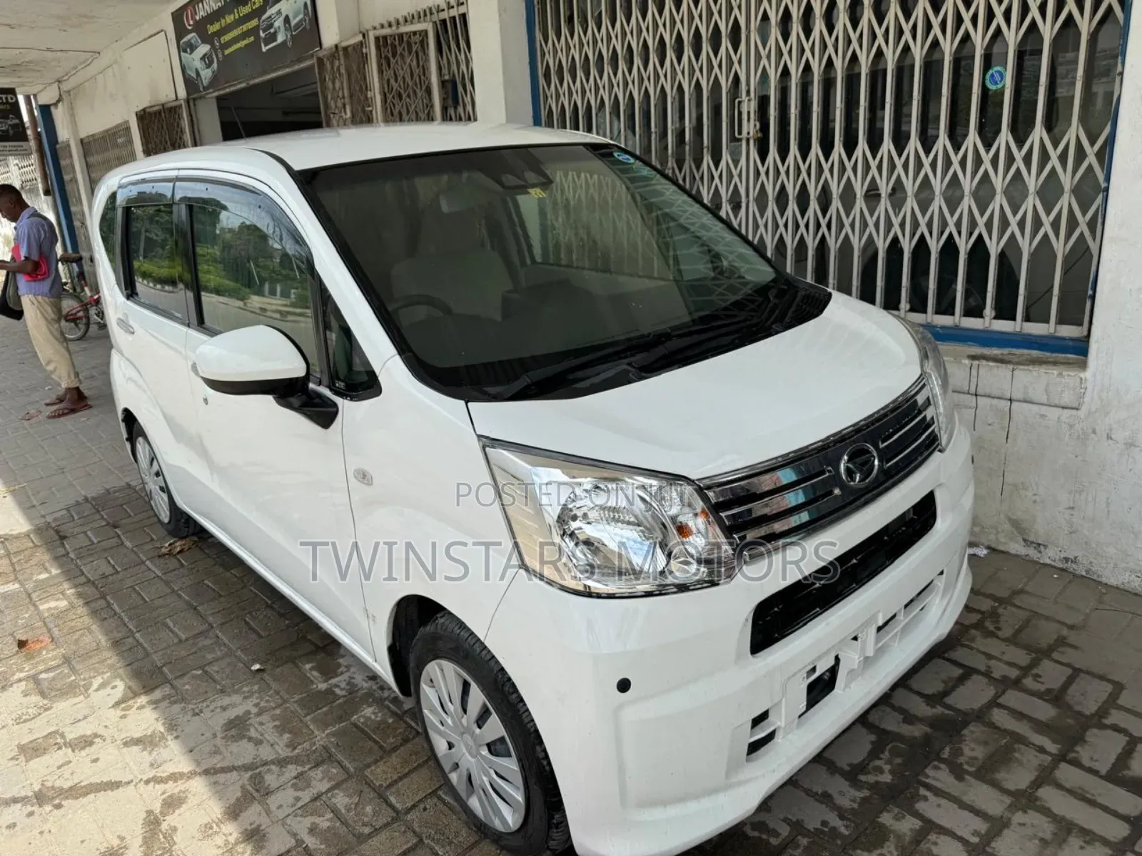 Daihatsu Move 2018 White
