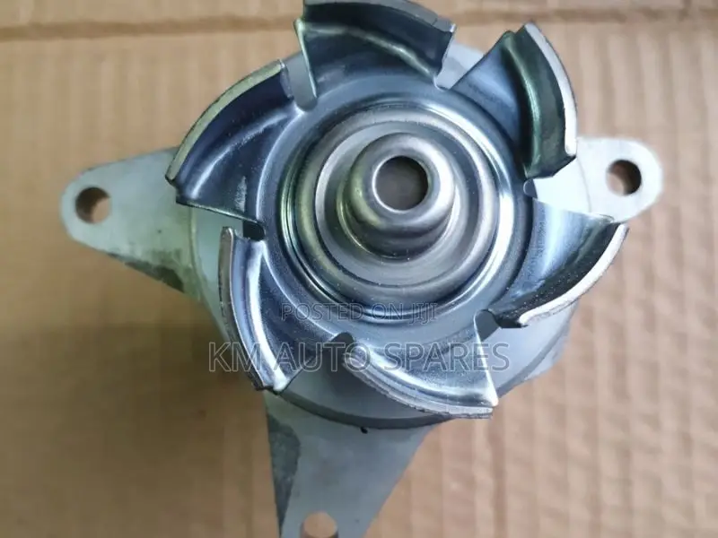 Mazda PE Water Pump for CX5, Atenza, Axela, Biante.