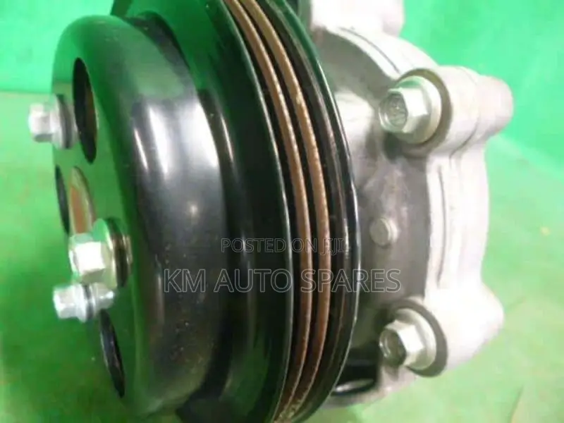 Mazda S8 Water Pump for Axela, Mazda 3, CX3.