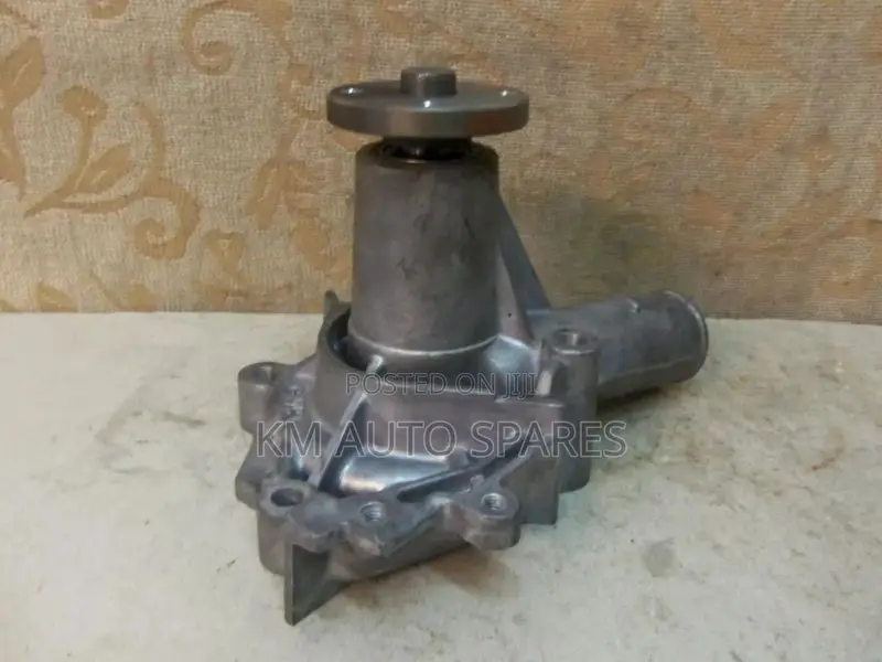 Mitsubishi 4G15 Water Pump for Lancer, Colt, Mirage.