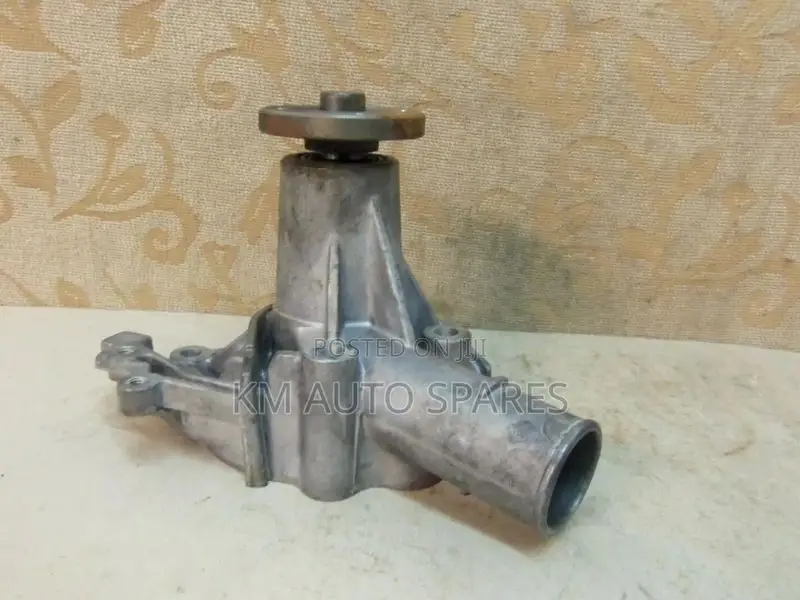 Mitsubishi 4G15 Water Pump for Lancer, Colt, Mirage.