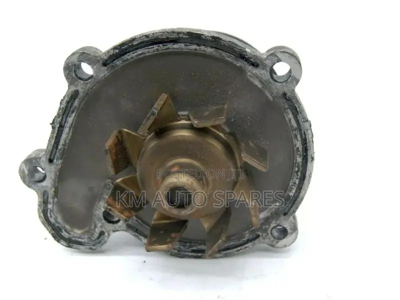 Nissan CR12 Water Pump for Wingroad, March, Note, Cube.