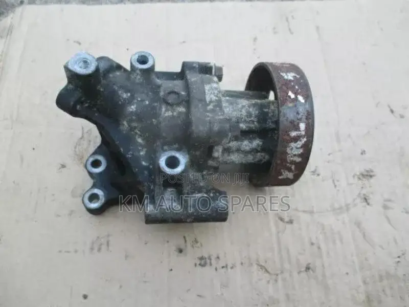 Nissan QR20 Water Pump for Xtrail, Lafesta, Teana, Wingroad.