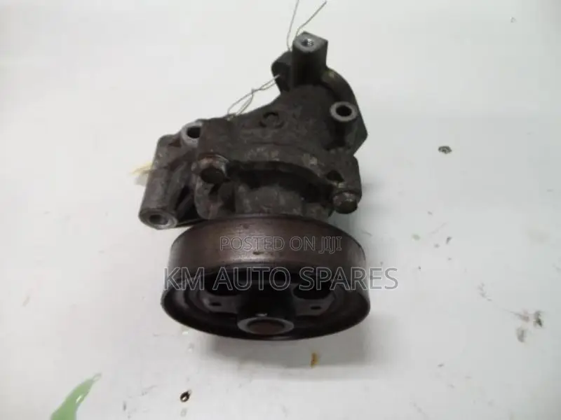 Nissan QR20 Water Pump for Xtrail, Lafesta, Teana, Wingroad.