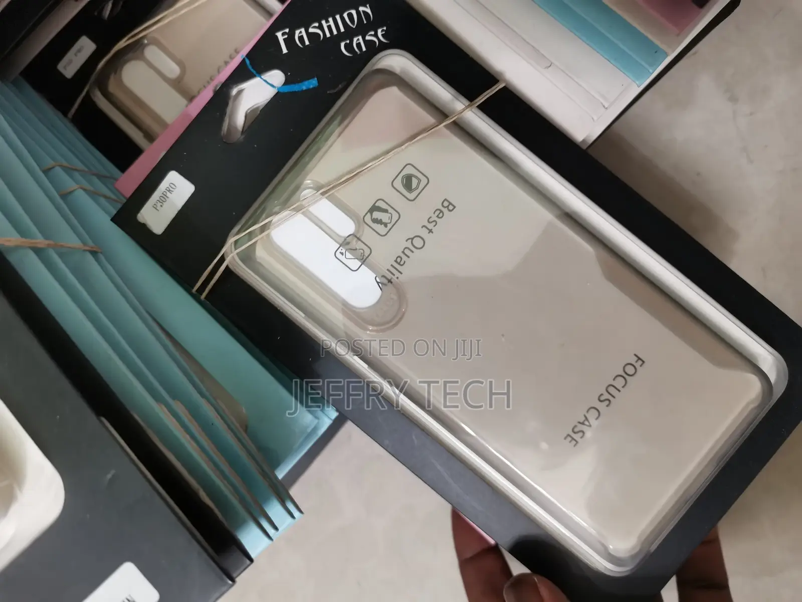 Scratch-Resistant Huawei P30 Hybrid Cover - Crystal Clear