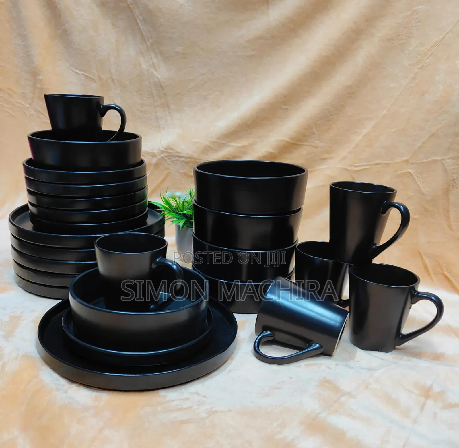 24pcs All Black Ceramic Dinner Set