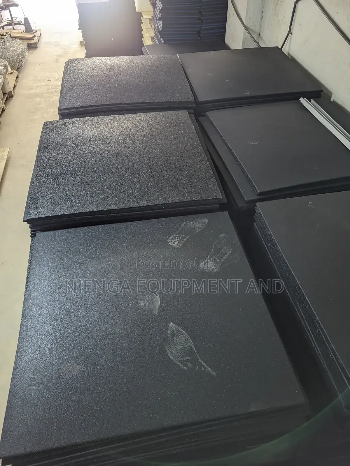Black Rubber Gym Tiles 20mm