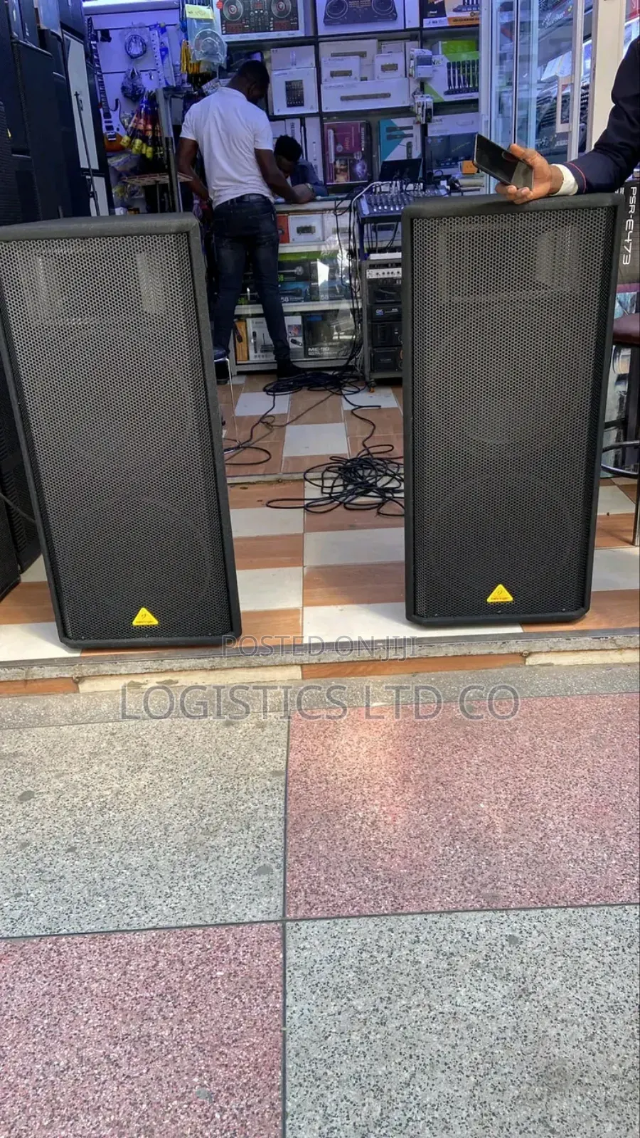 Behringer 15" Full Range Speaker