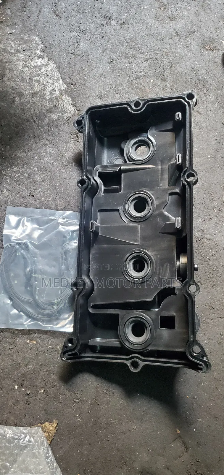 Nissan Xtrail QR20 Engine Topcover