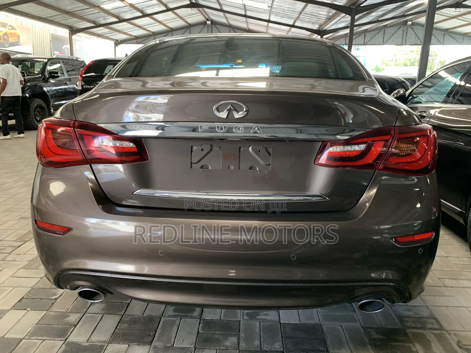 Nissan Fuga 2016 Gold