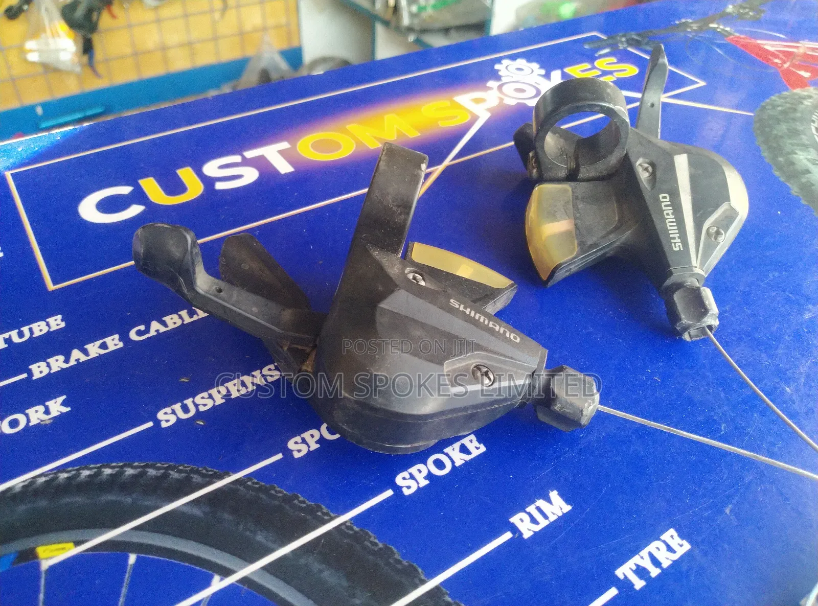 Ex UK Shimano 8 Speed Shifters