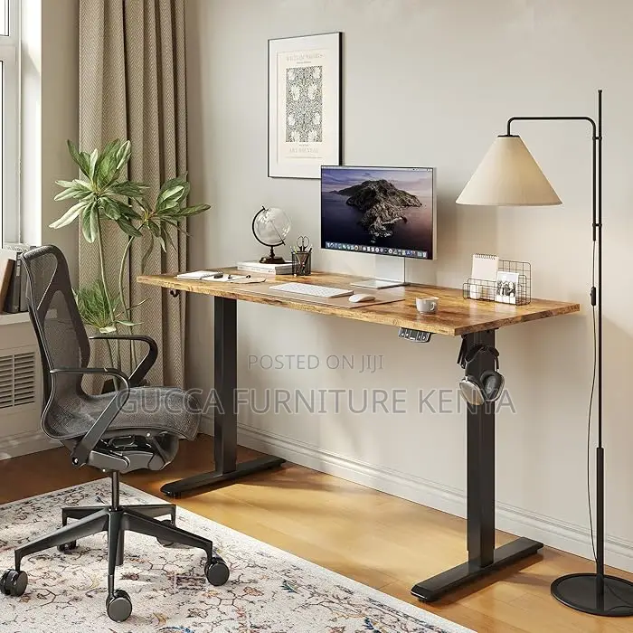 Office Desk: 140cm Height Adjustable Electric Standing Desk