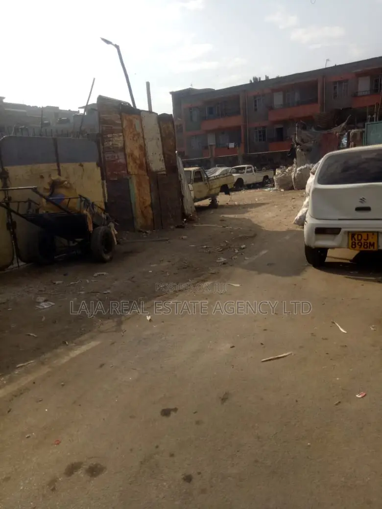 Eastleigh Plots Sale