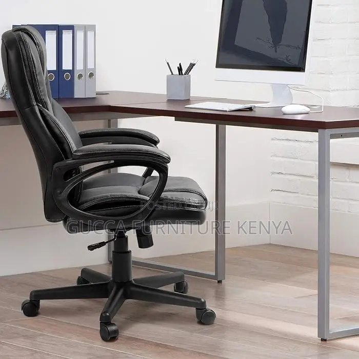 Office Chair: Black Contemporary Executive Leather Chair