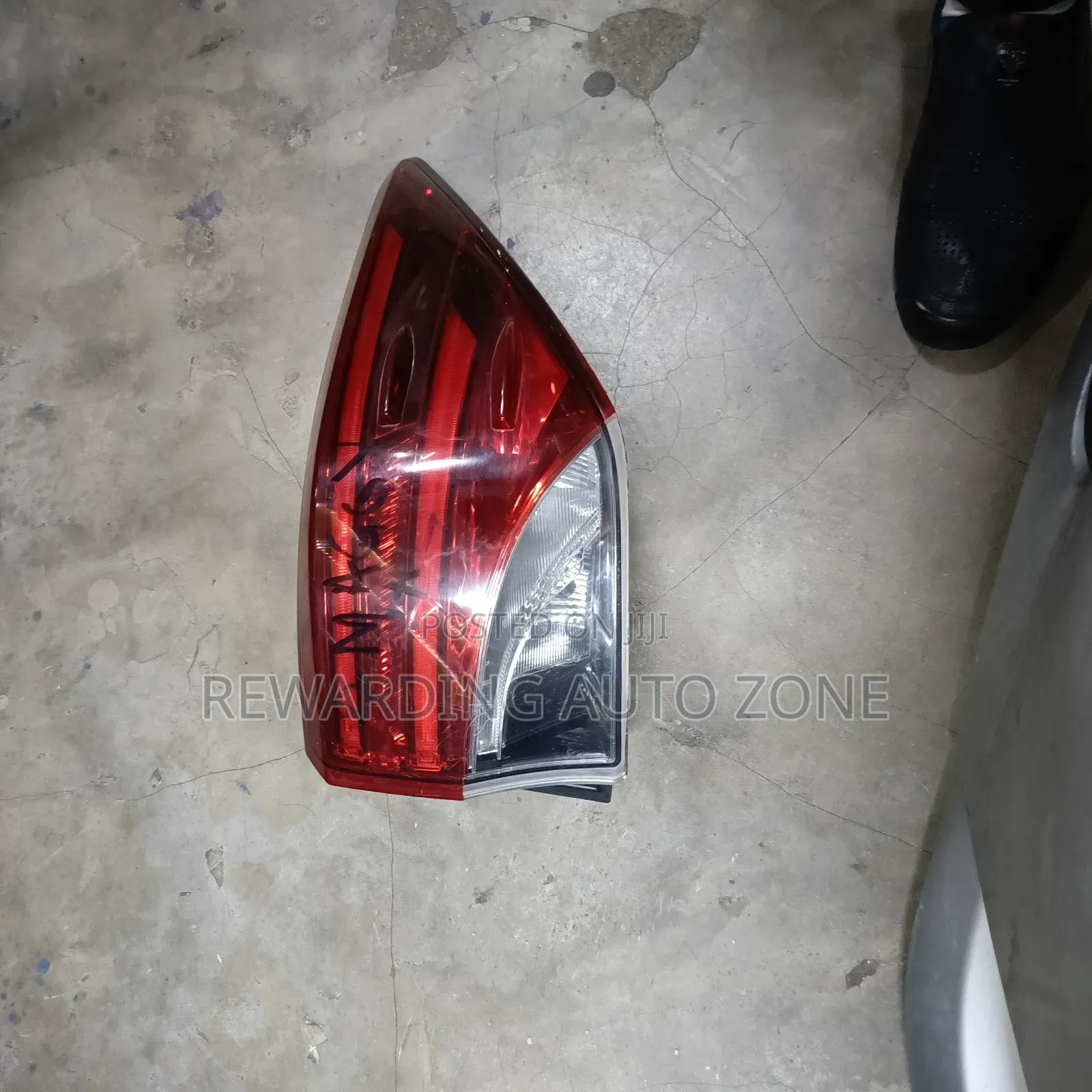 Fortuner New Model Taillight.