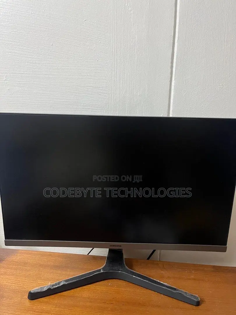 Essential 24 Samsung Essential 24" FHD Monitor, Black Color