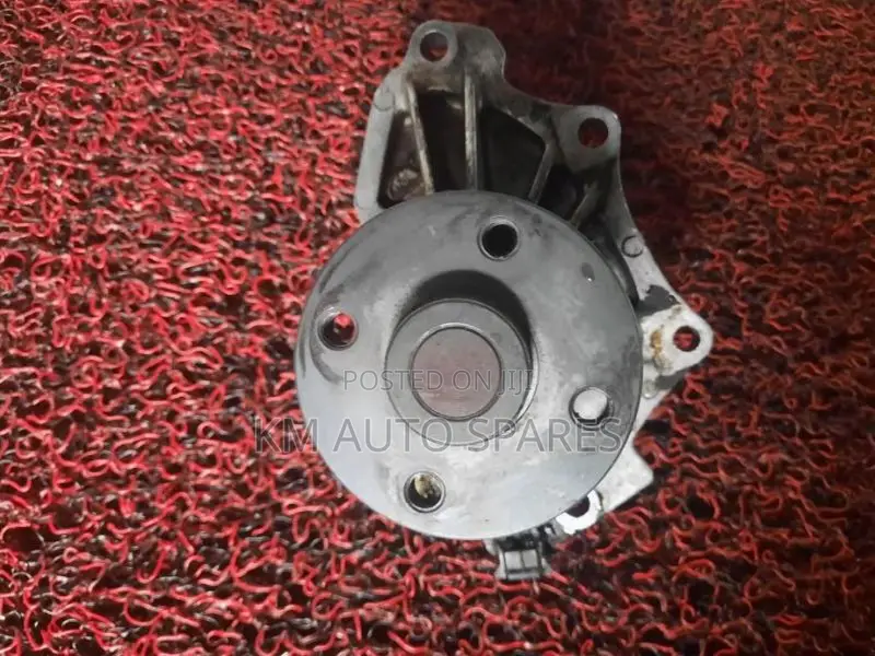 Toyota 1AZ Water Pump for Premio, Allion, Rav4, Wish, Noah.