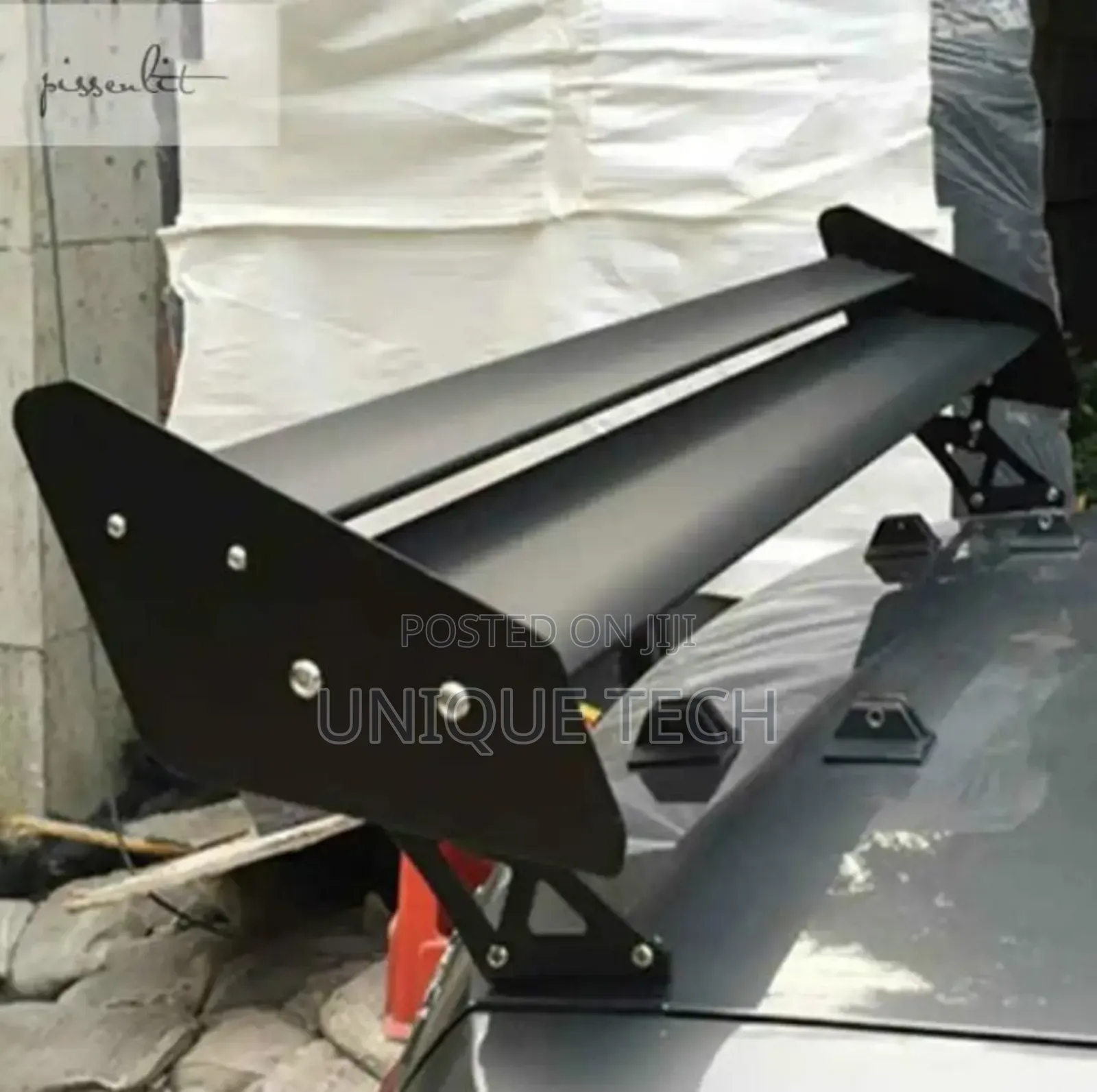 Dual-Style Aluminum Spoiler -Addition to Your Car's Design