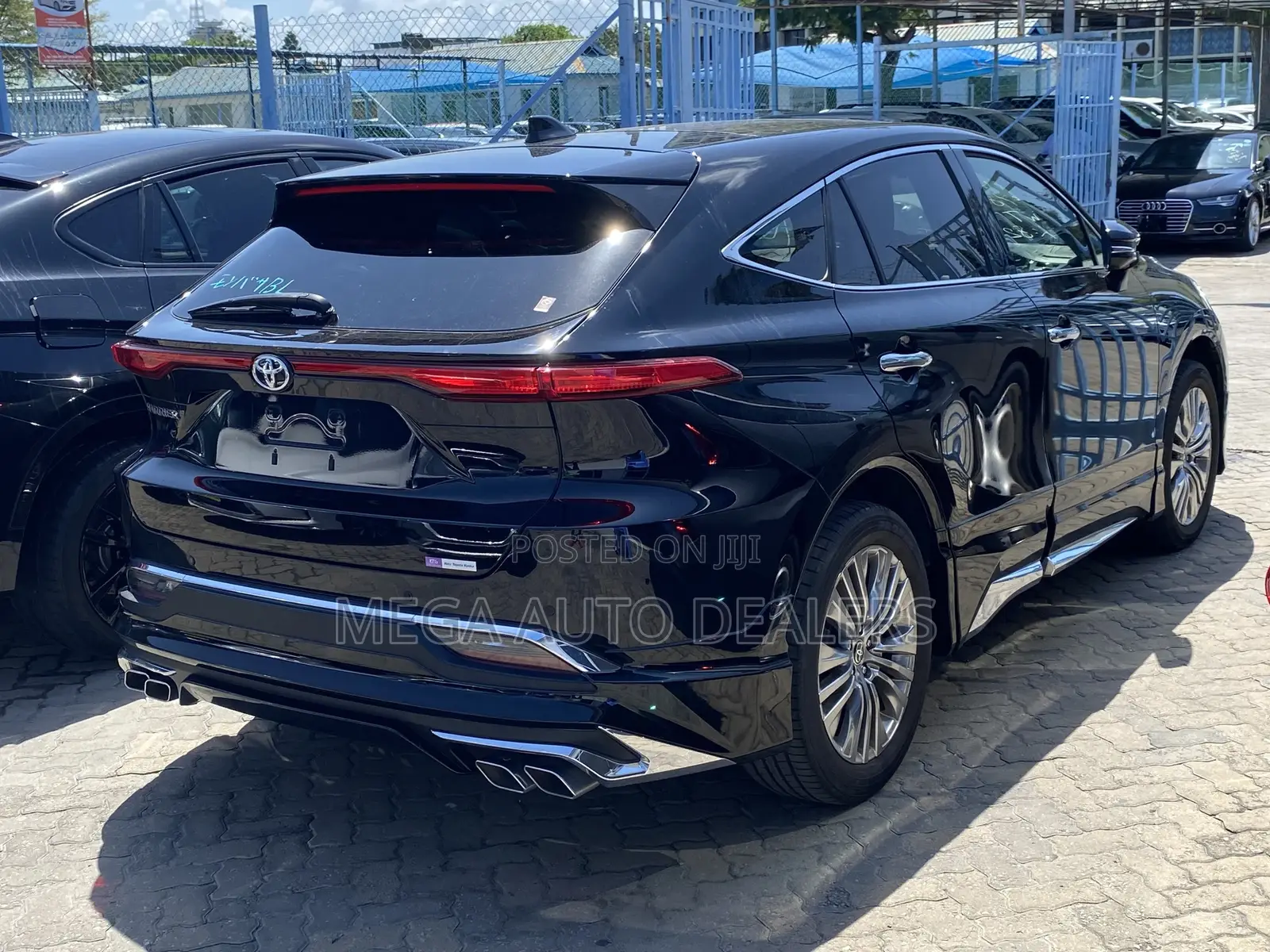 Toyota Harrier 2021 Black