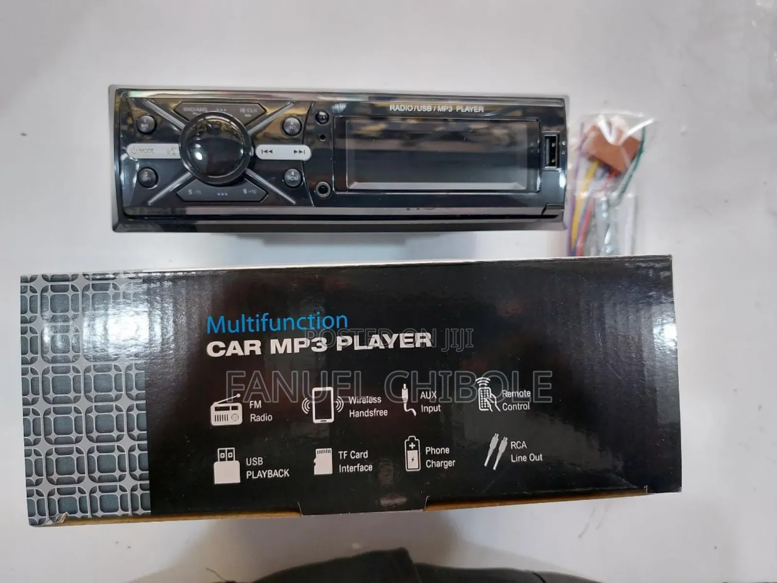 New Multimedia Universal Radio With Detachable Face
