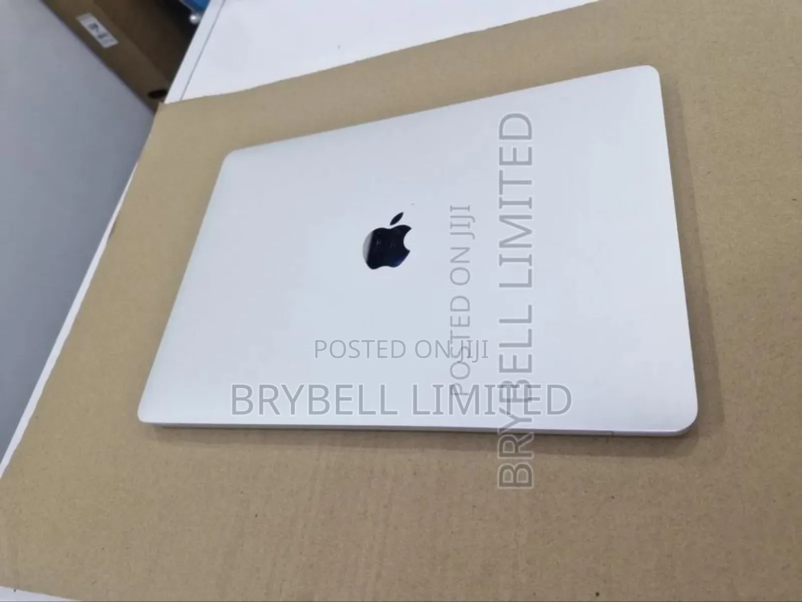 Laptop Apple MacBook Pro 2017 8GB Intel Core I5 SSD 256GB