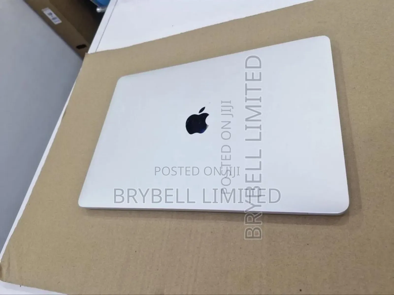 Laptop Apple MacBook Pro 2017 8GB Intel Core I5 SSD 256GB